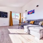 Апартаменты Marijana Подстрана